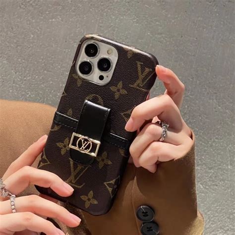 louis vuitton iphone max pro case